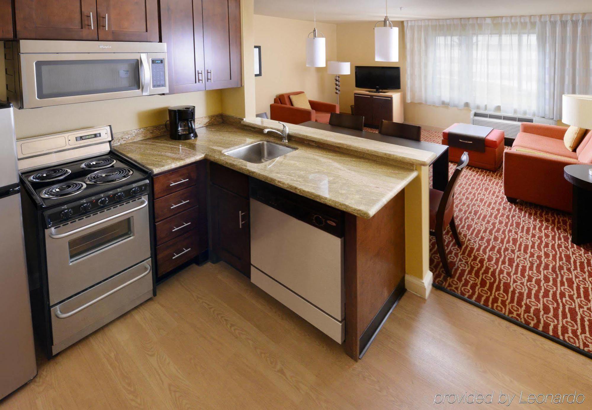 Towneplace Suites By Marriott Galveston Island Экстерьер фото