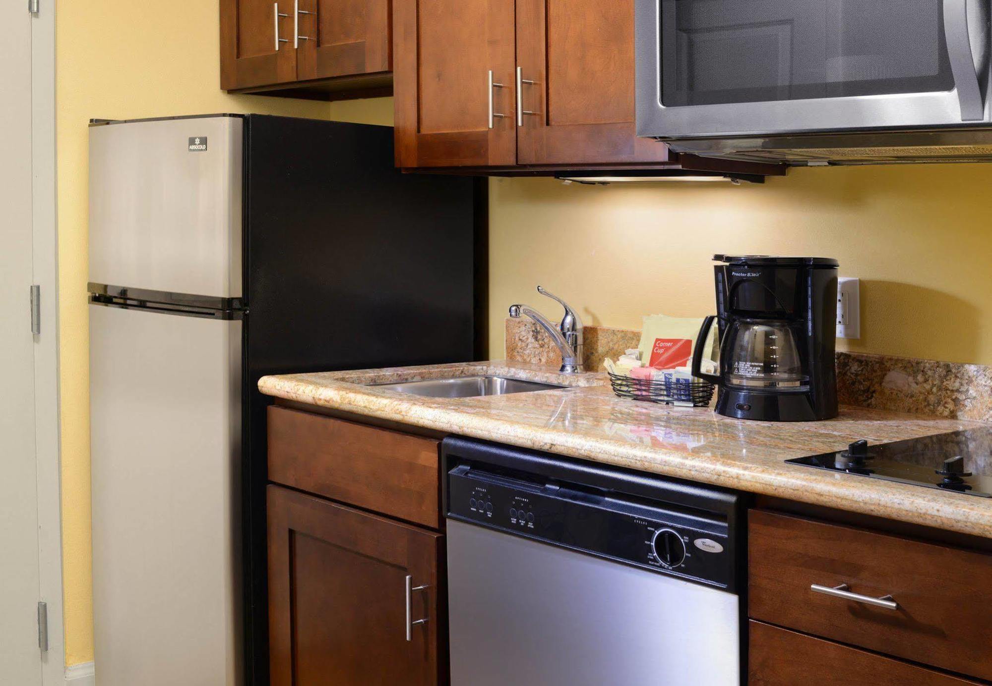 Towneplace Suites By Marriott Galveston Island Экстерьер фото